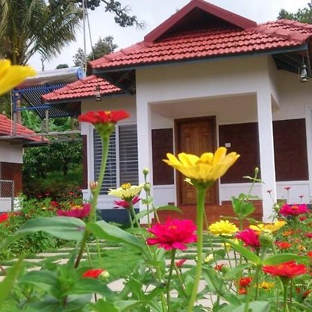 Himani Heritage Resorts, Formerly Camp Nishani Holidays Madikeri Bagian luar foto